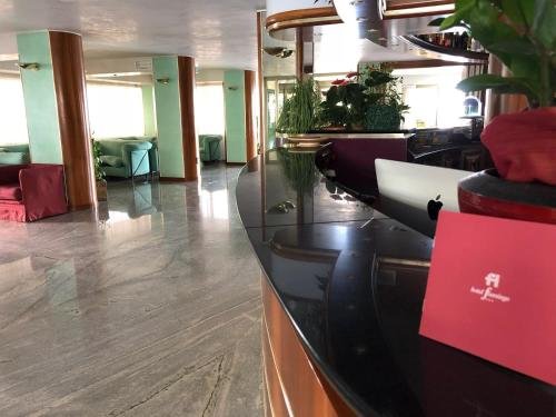 Фото Отель Flamingo