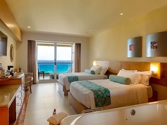 Фото Beach Palace