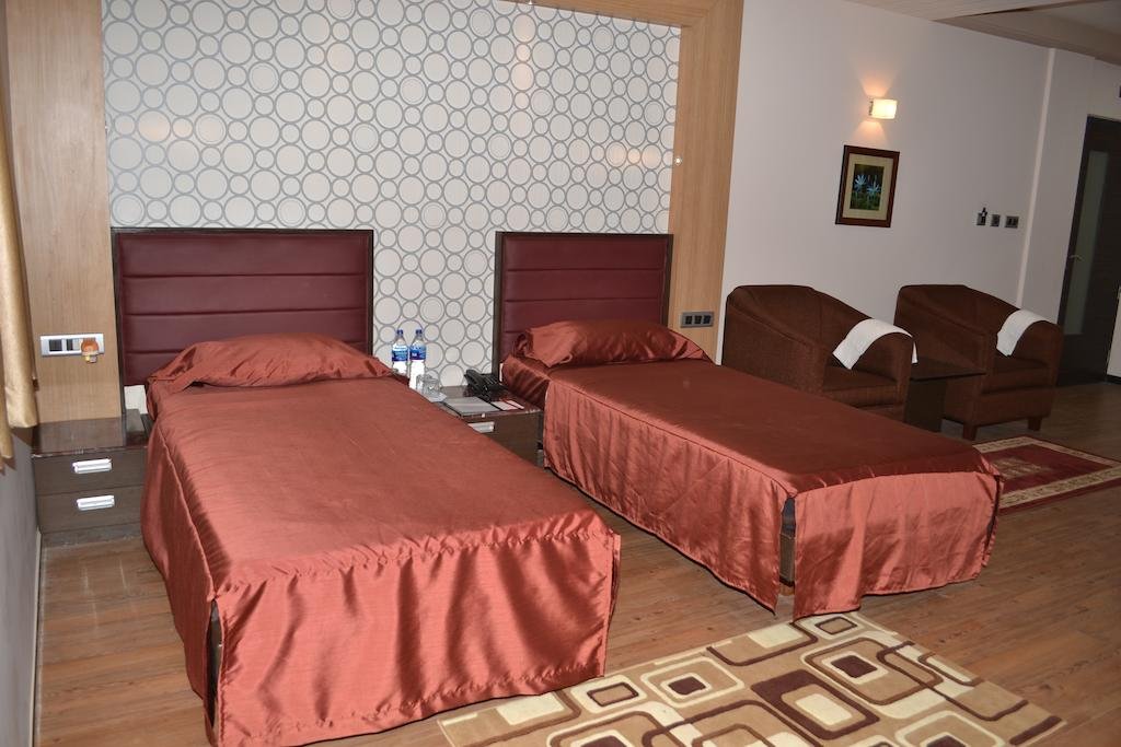 Фото Gold Coast Beach Resort