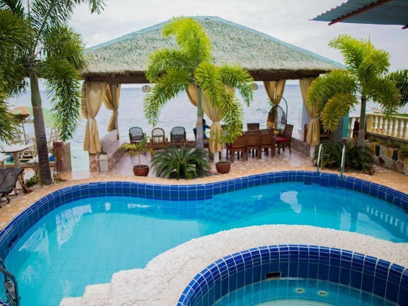 Hotel Sascha’s Resort Oslob, Province of Cebu, photo
