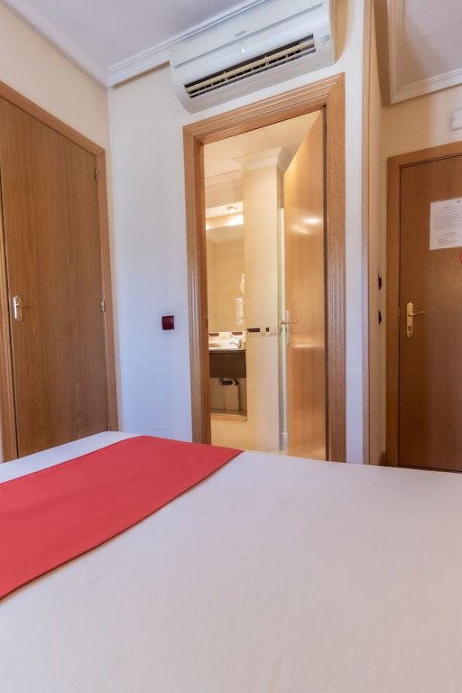 Фото Hostal Rural El Caño by Viverestays