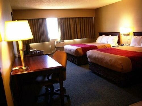 Гостиница Travelodge by Wyndham Fort St John