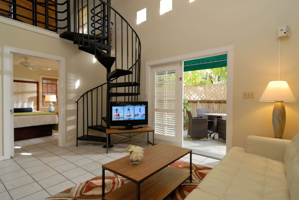 Фото Kimpton Winslow's Bungalows, an Ihg Hotel