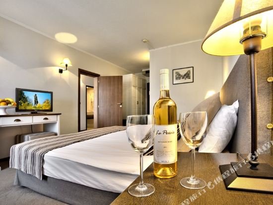 Фото Interhotel Sandanski