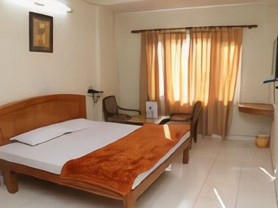 Фото Hotel Kings Regency