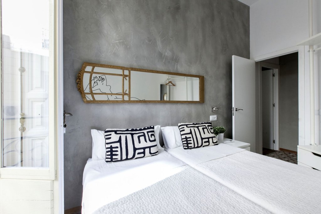 Фото Gran VIA Sol Apartamentos