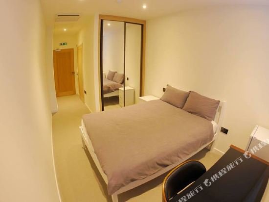 Фото Graphic House