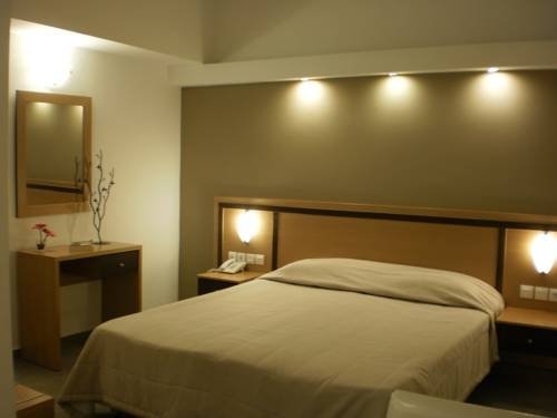 Фото Mimosa Suites