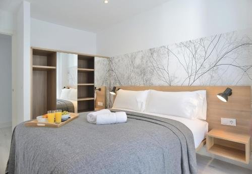 Фото Aspasios Atocha Apartments