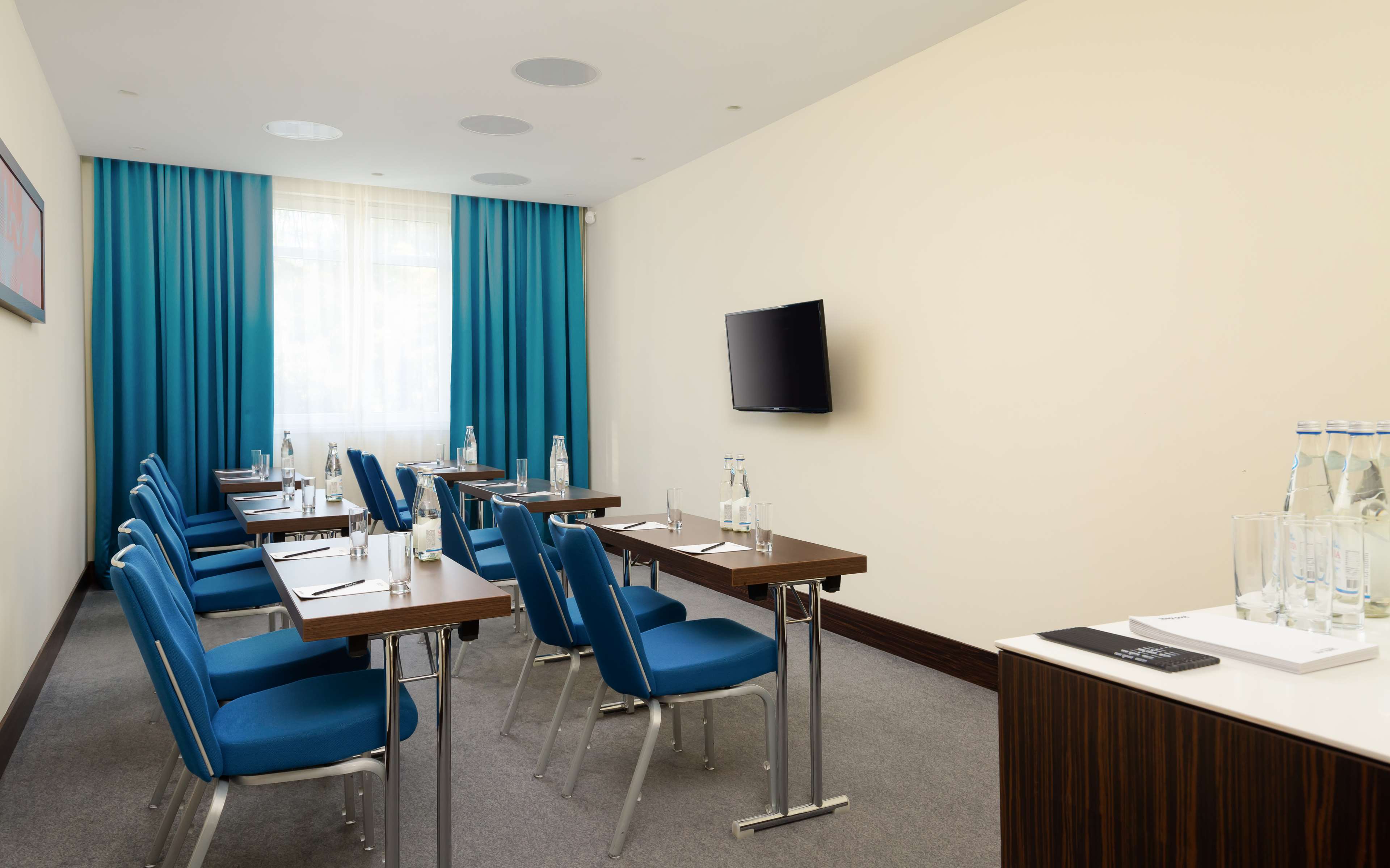 Фото Cosmos Sochi Hotel