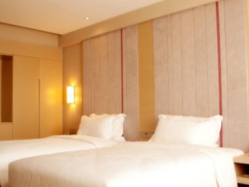 Фото Lavande Hotel Fuxin San Yi Ba Park Branch