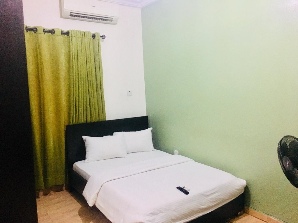 Фото Esporta Hotel Yaba