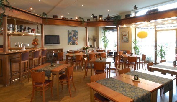 Фото Hotel Schweizer Hof