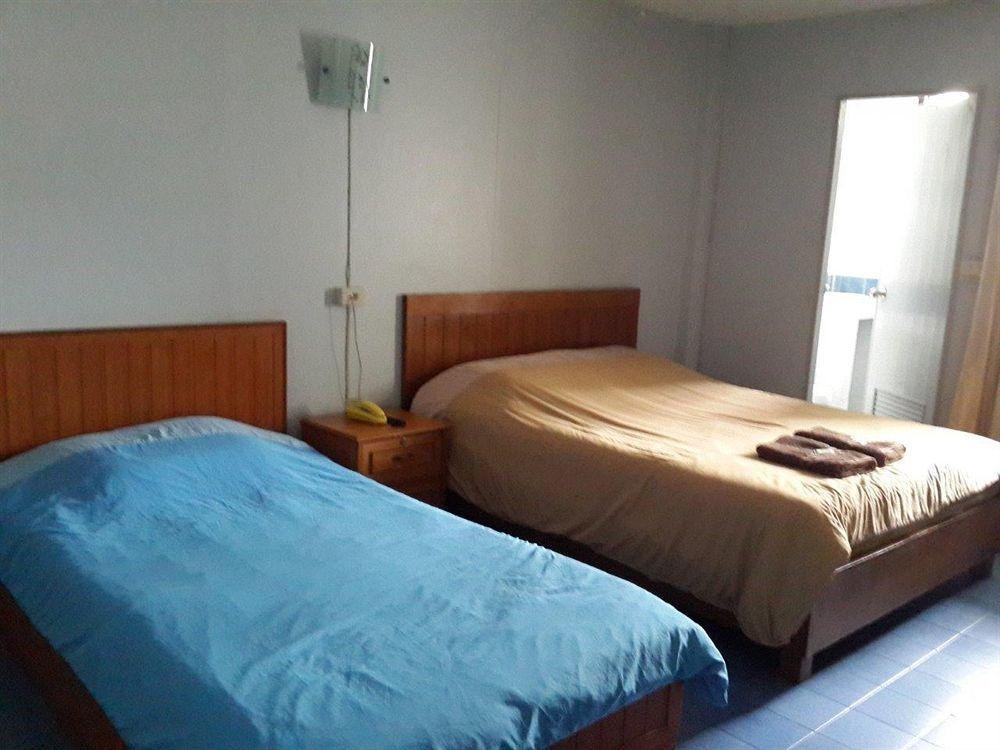 Фото White Orchid Inn Nana 2