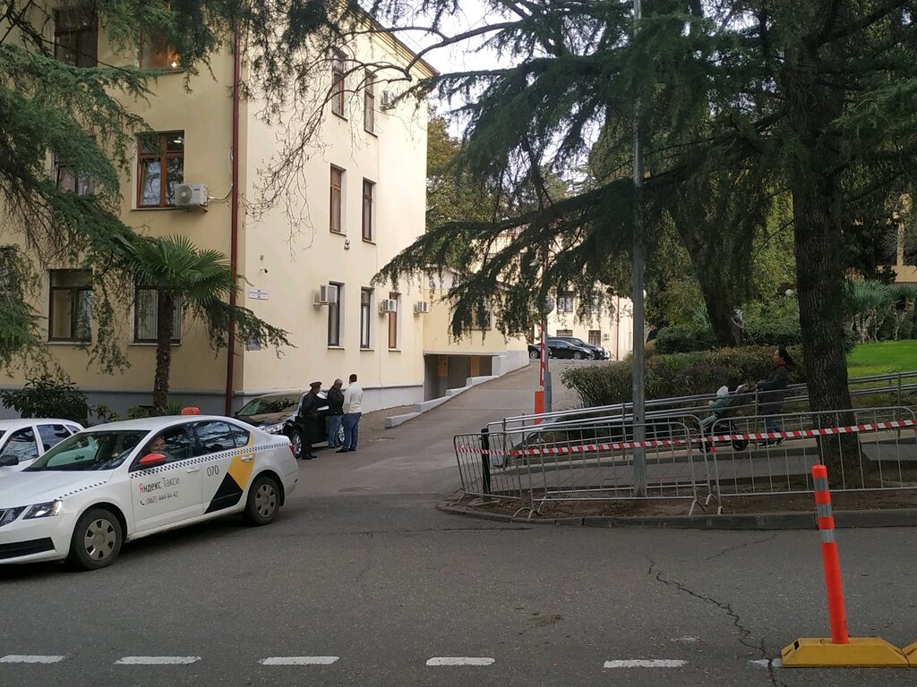 موقف السيارات Парковка Администрации города Сочи ، ، صورة