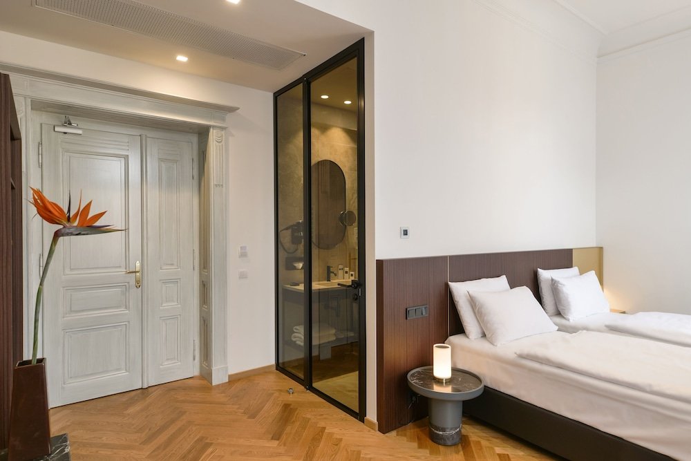 Фото Отель Golden Crown