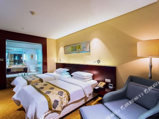 Фото Nanjing New Century Hotel