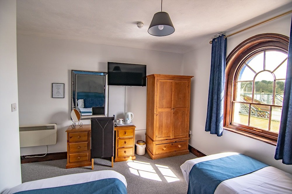 Фото The Station Guest House