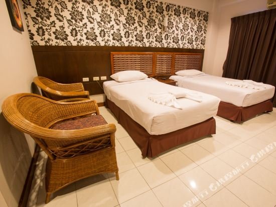 Фото Inn House Hotel