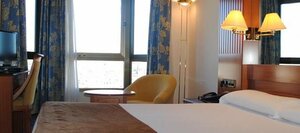 Hotel Los Bracos by Silken (Calle Bretón de los Herreros, 29), hotel