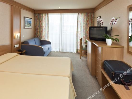 Фото Guitart Central Park Aqua Resort