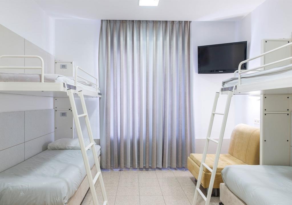 Фото Hi Rabin Jerusalem Hostel