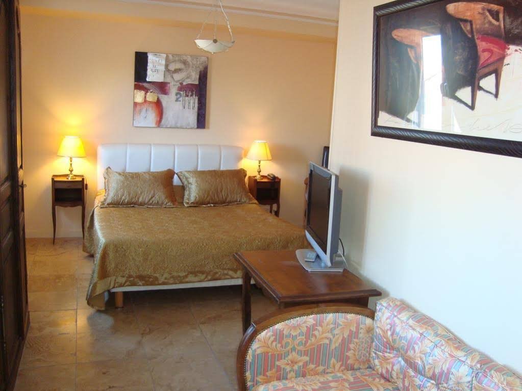 Фото Hôtel Le Sauvage