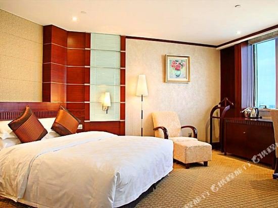 Фото Luxemon Hotel Shanghai Pudong