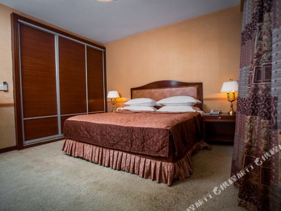 Фото Ramada Plaza by Wyndham Gence