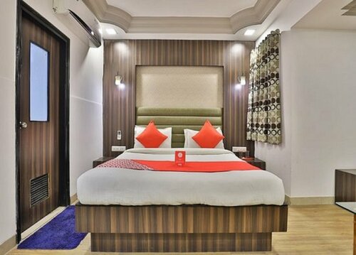 Отель Shree Krishna Palace в Ахмадабаде