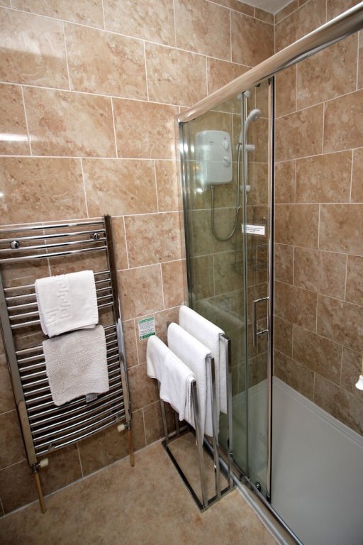 Фото The Russell