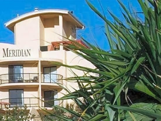 Гостиница Meridian Caloundra Accommodation