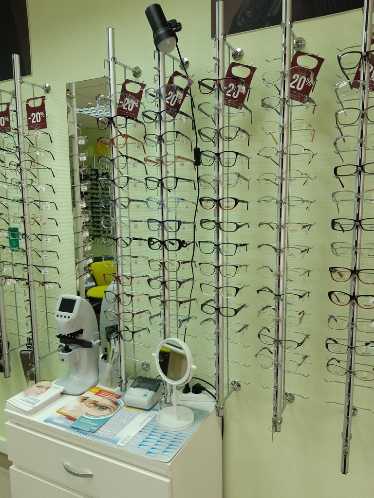 Opticial store Оптика, Moscow, photo