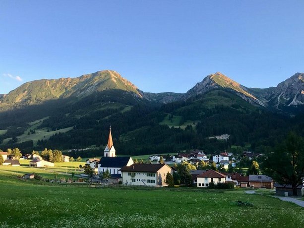 Alpenblick Schattwald