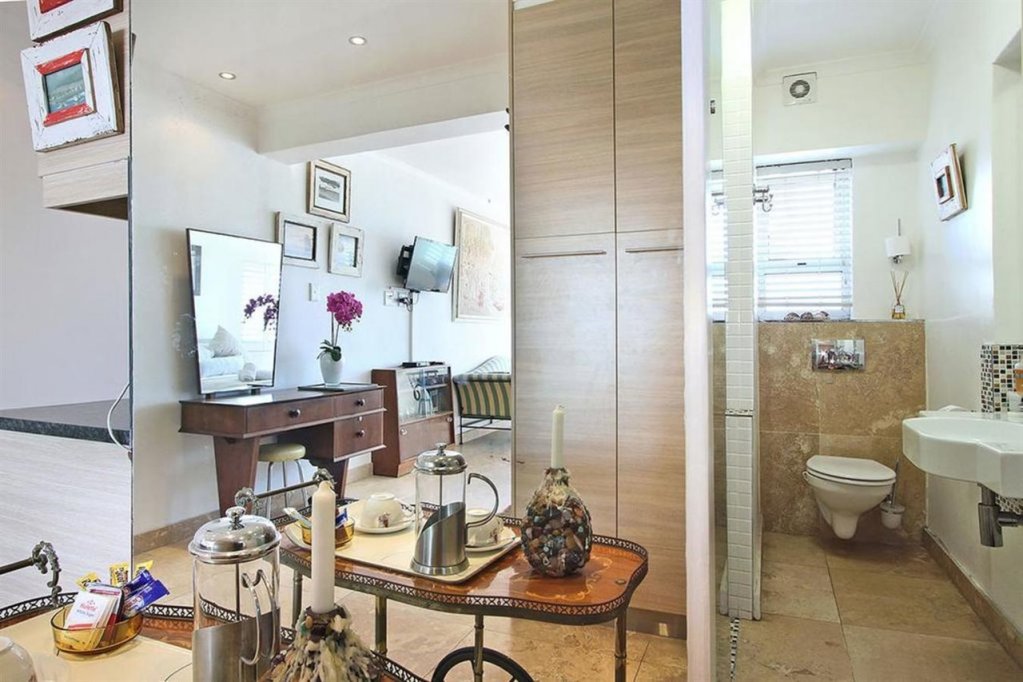 Фото Dolphin Bay II