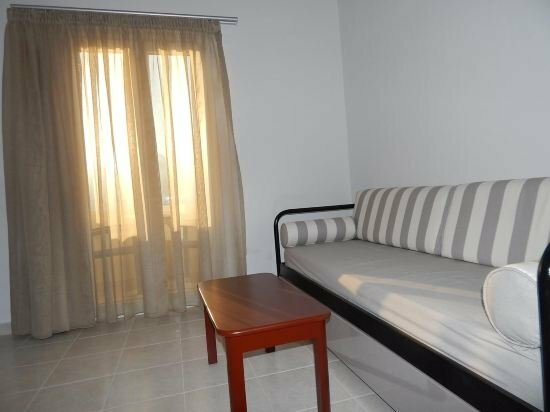 Апартаменты Epiphany Apartments
