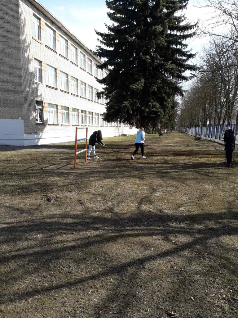مدرسة Srednyaya shkola № 12 im I. K. Kabushkina Guo ، ، صورة