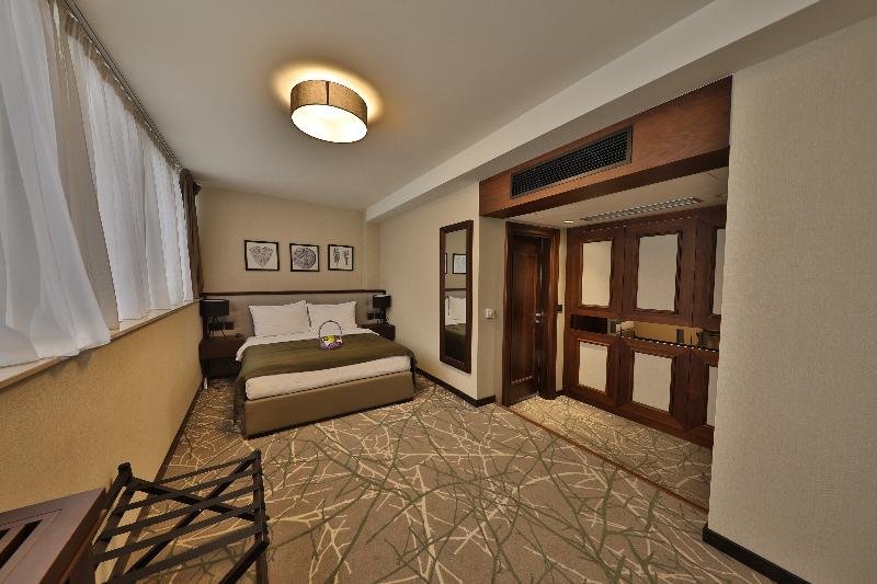 Фото Constantine the Great