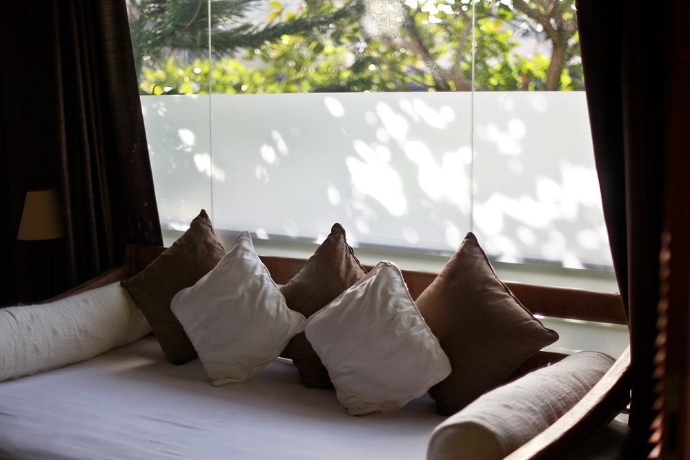 Фото Artini Cottages 1