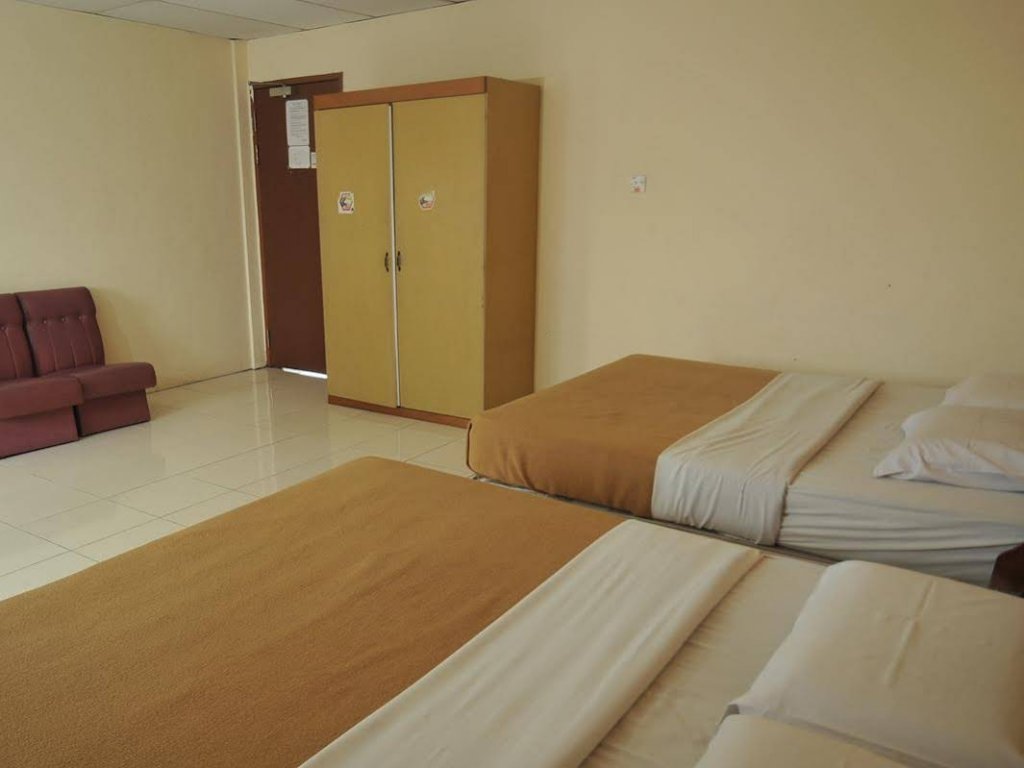 Фото Hotel Longhouse