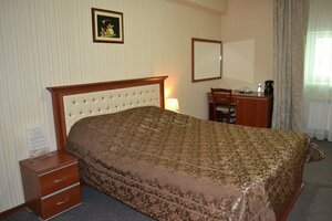 U Istoka (Irkutsk, Rzhanova Street, 43) ، فندق