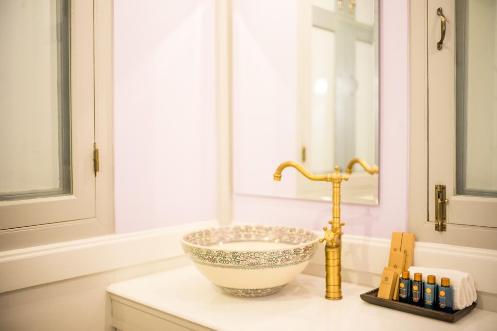 Фото Kessara Boutique Historic Hotel