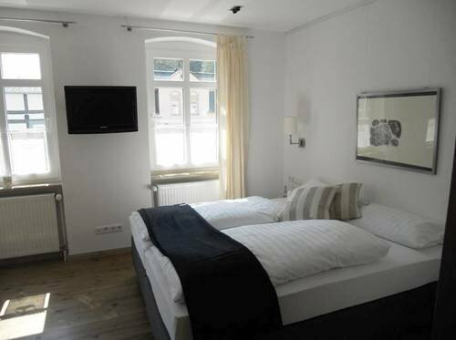 Гостиница Hotel Landgasthof Zum Weissen Schwanen