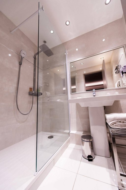 Фото Hôtel Charlemagne