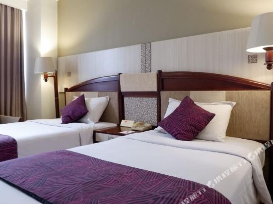 Фото Kedaton Hotel