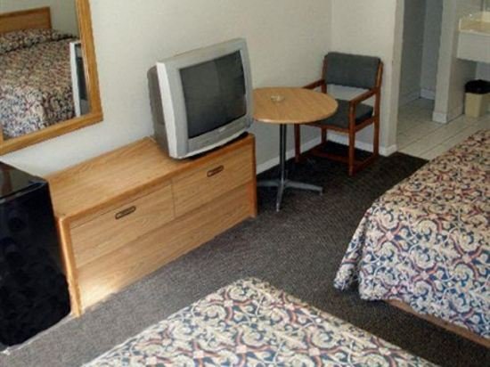 Фото Hyland Inn Long Beach