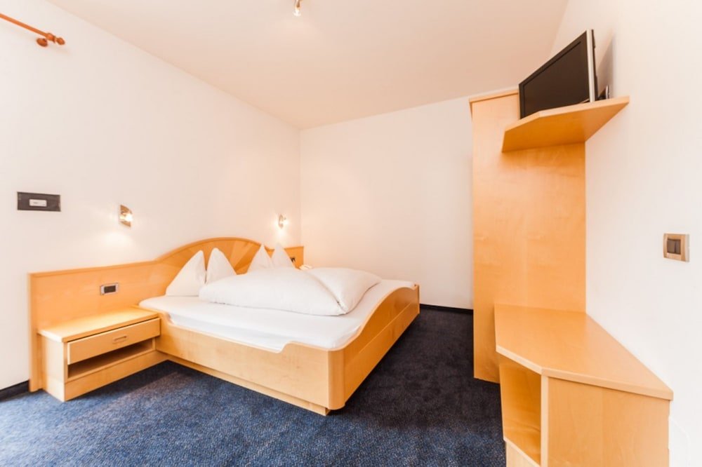 Фото Zum Löwen-Post Hotel