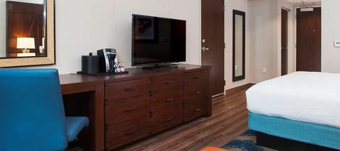 Фото Hilton Garden Inn Burbank Downtown, Ca