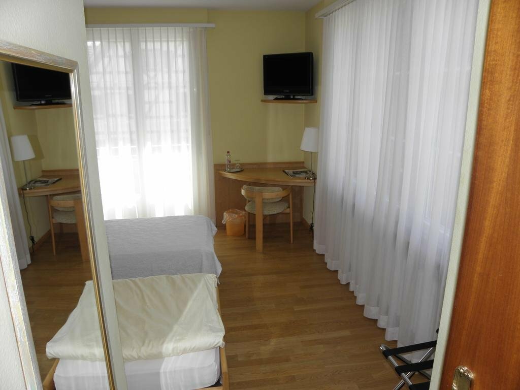 Hotel Hotel Rössli, Basel‑Landschaft, photo