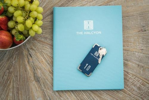 Фото The Halcyon Apartments Henry Street